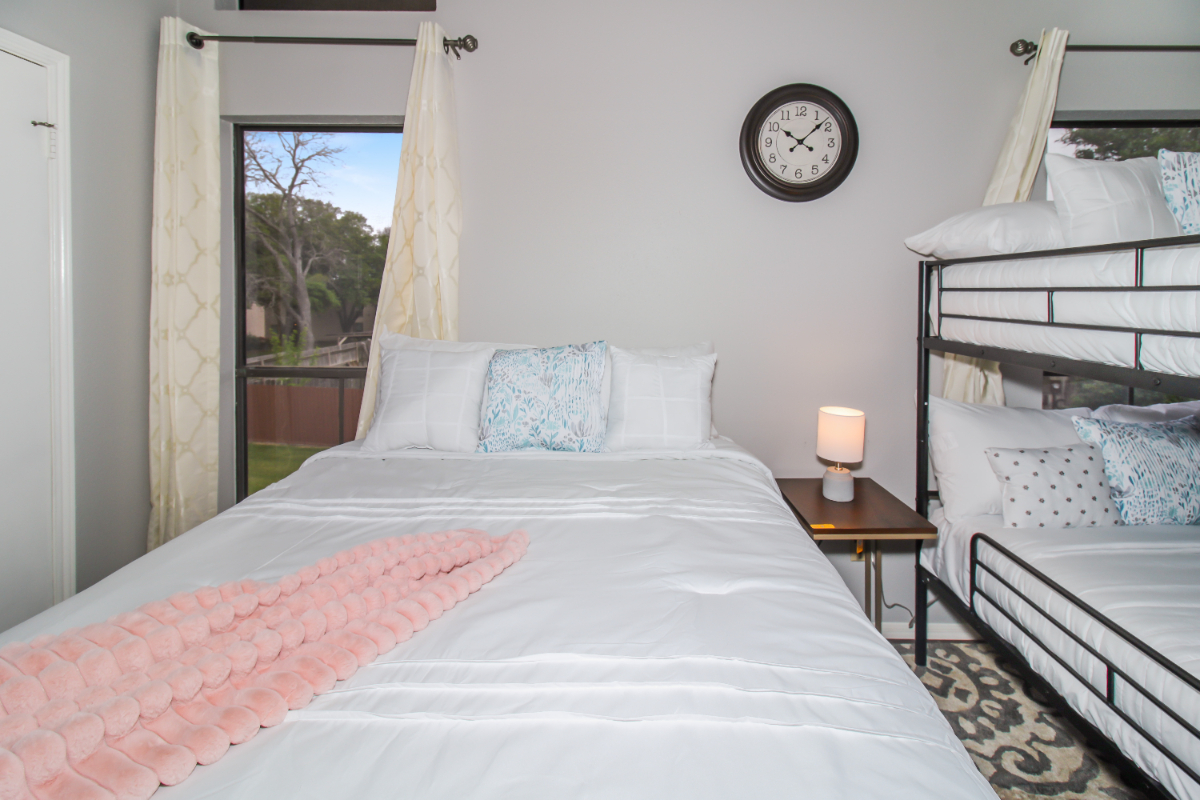 2BR King Condo near Lake Conroe - Photo 12