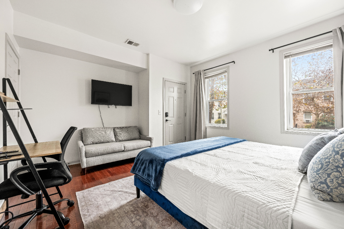 Apartment in the Heart of DC near Kingman Park - Photo 8