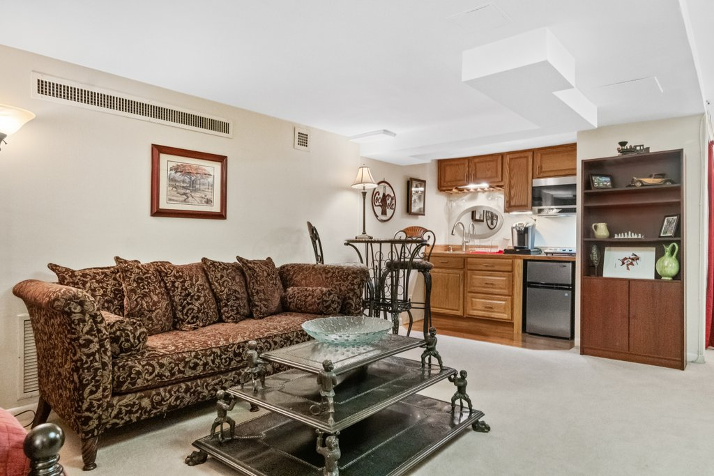 Cozy Suite at DC Waterfront - Walk to Wharf, Entertainment, Stadiums, and Metro - Photo 3