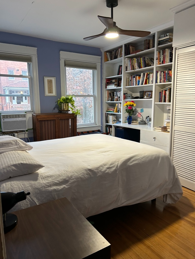 One room with private bathroom in Mt Pleasant - Photo 1