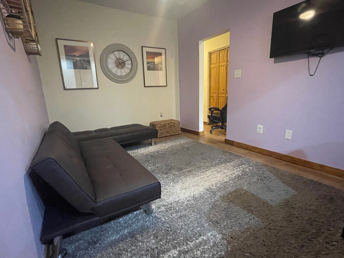 House on the Hill - Penthouse - Photo 5