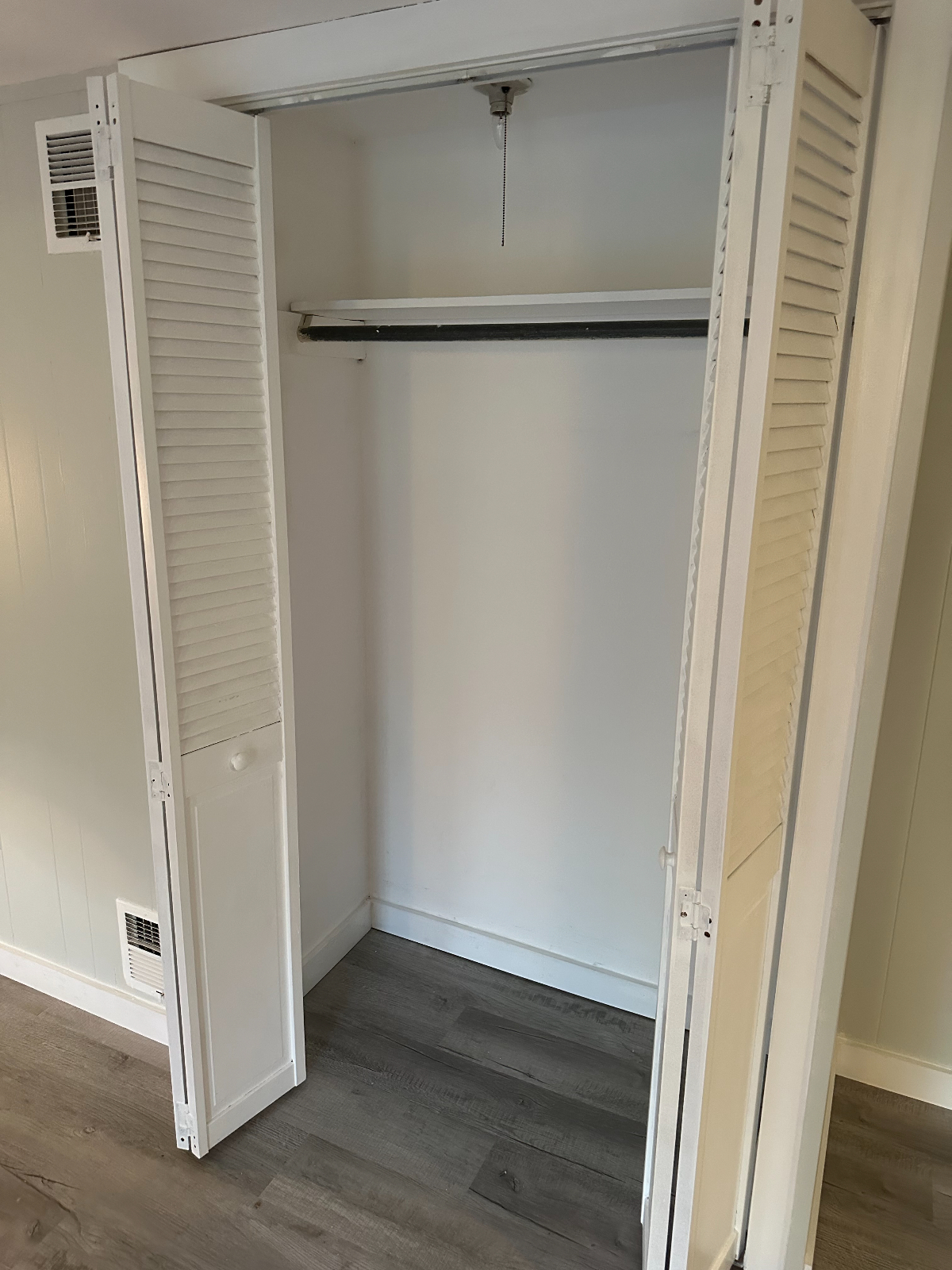Private Furnished Studio - 10 Min to Danbury - Near Train - All Utilities Included - Photo 5