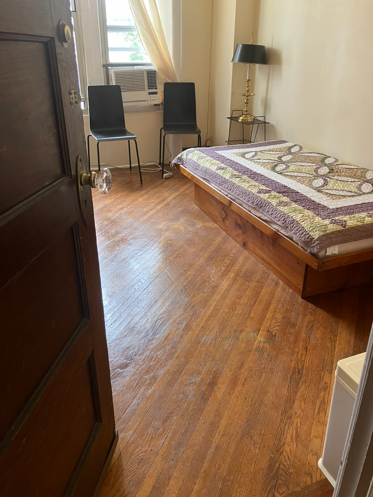 Home Away from Home - Beautiful Room in Vibrant Brooklyn House - Perfect for City Living - Photo 6