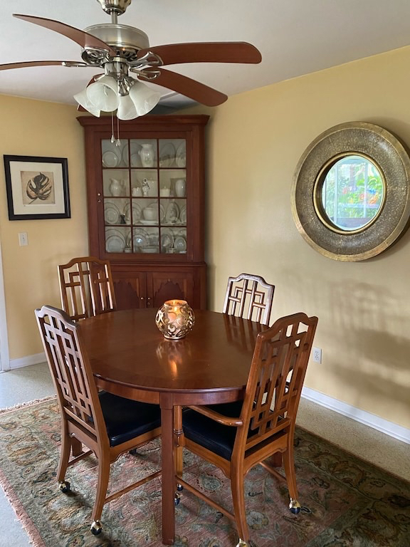 Tranquil lakefront home. Gulf beaches, shopping,and entertainment near by - Photo 5
