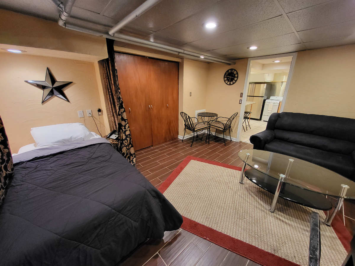 Suite 9 - The Studio