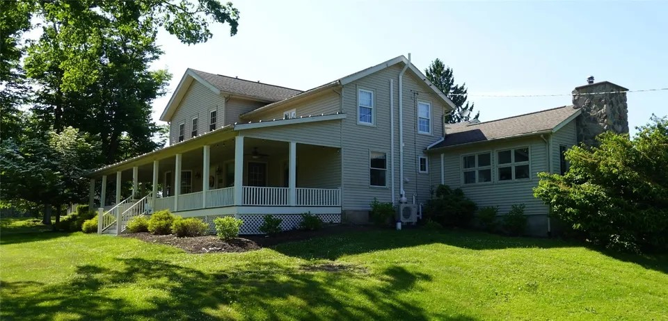 Large Farmhouse with Pool in Vestal - Photo 8