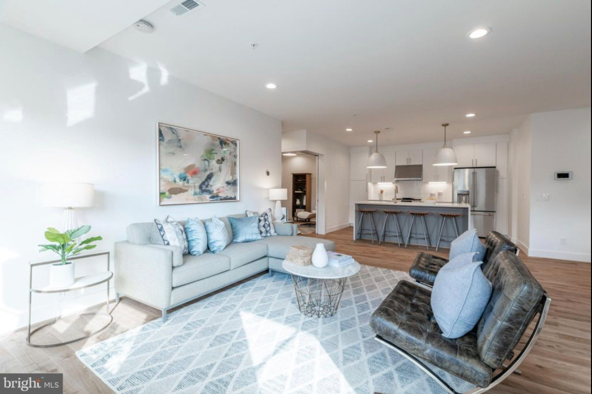 3 bed/3bath condo in Shaw (Room/en suite bath available) - Photo 7
