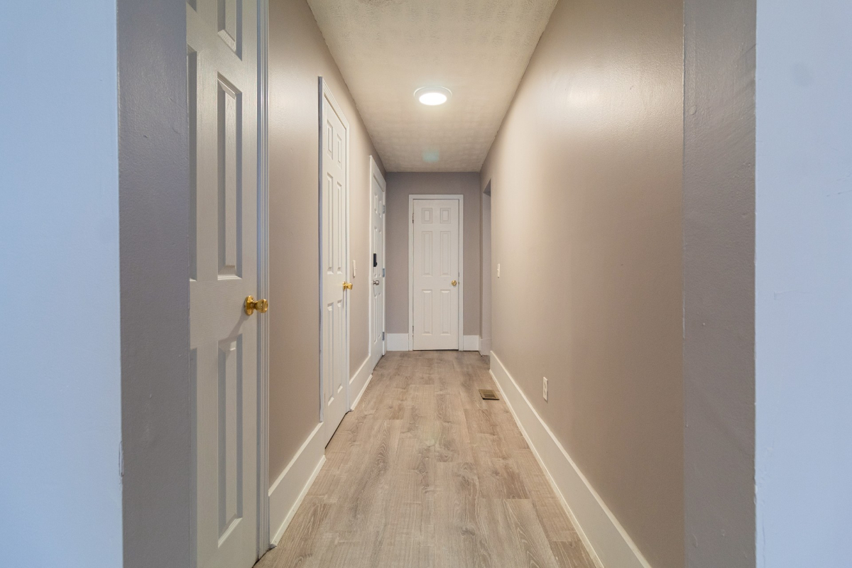 Elegant Comforts of Home Luxe King Suite & Lovely Queen/Full Bedrooms in Dreamy 3BR Apartment - Soph - Photo 1
