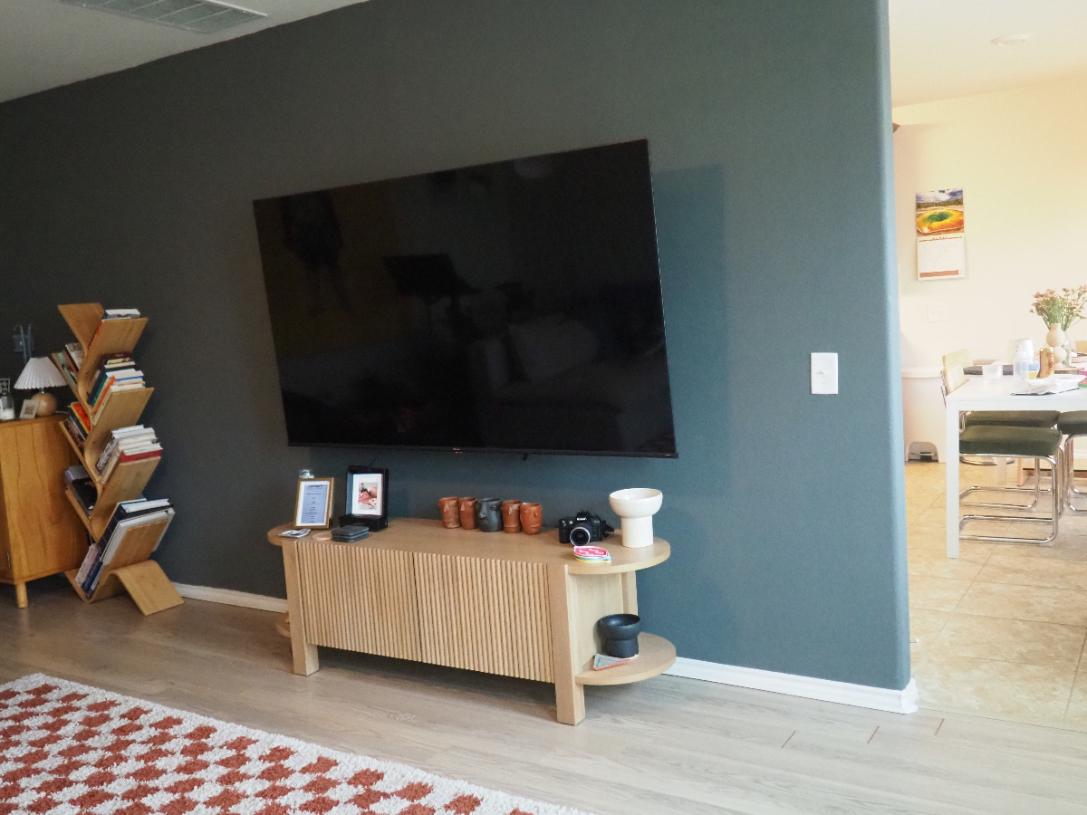 Cute & Comfortable Home - 3 bed, 2.5 bath, beautiful yard and patio - Photo 5