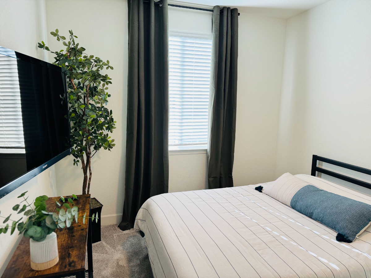 New Build Private 1 Bedroom & Bath in Safe, Quiet and Beautiful West Roseville