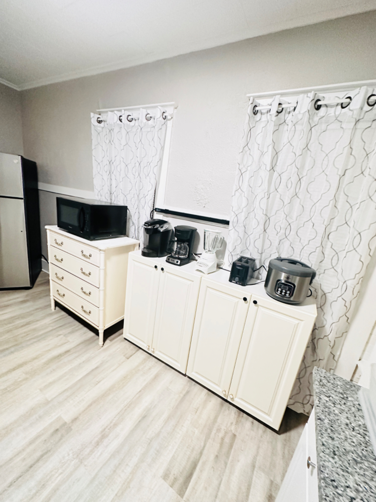 7mins from Hospital - Private fully furnished room - Free Wifi - Washer and dryer onsite - housekeep - Photo 12