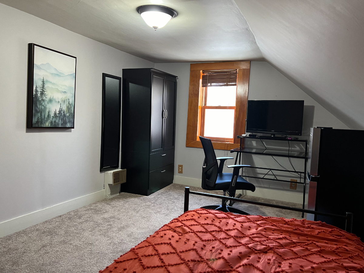 Quiet Farmhouse - Private Room - Photo 2