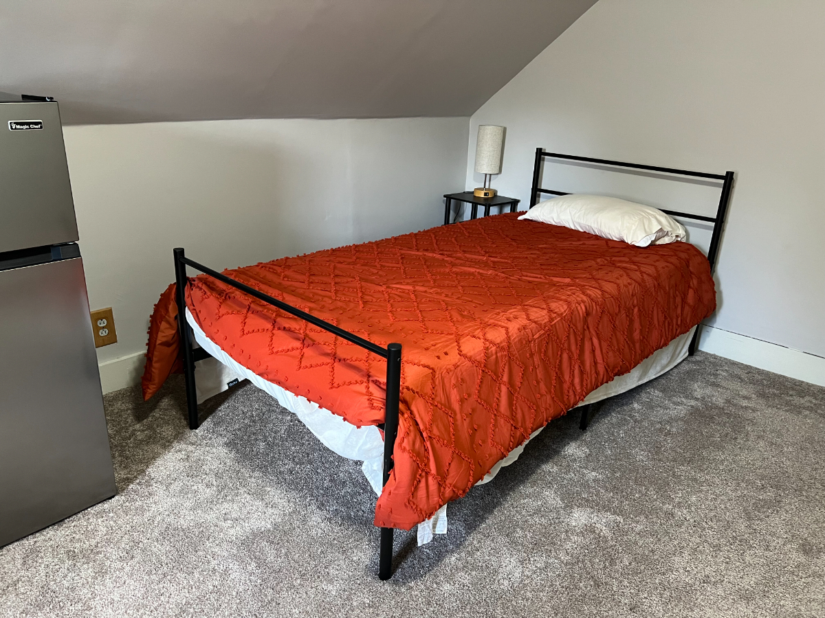 Quiet Farmhouse - Private Room - Photo 4