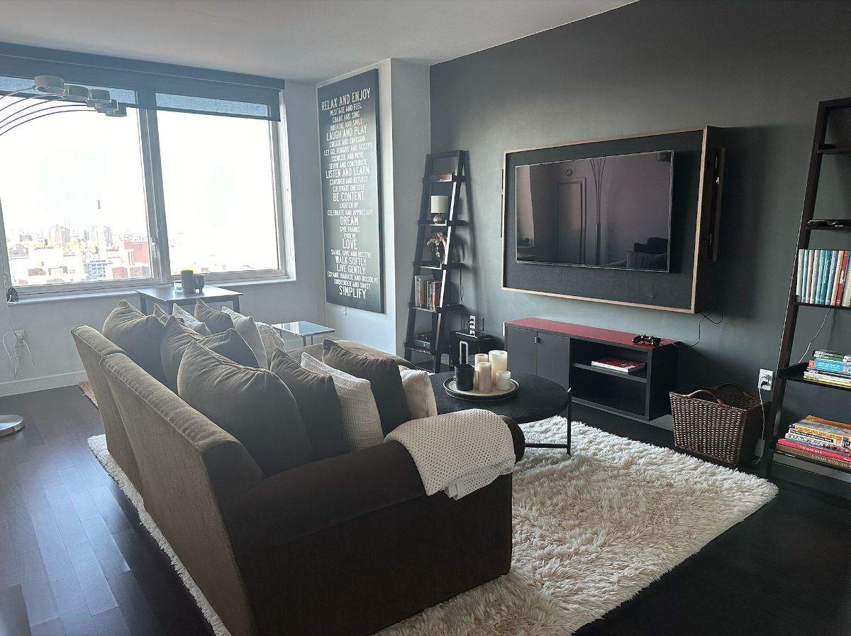 Exquisite Brooklyn 1-Bedroom High Rise - Photo 3