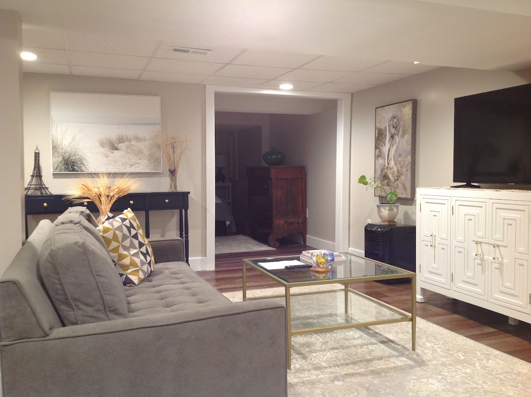 Cozy retreat in the heart of Brighton, NY, where everything is close proximity. - Photo 5