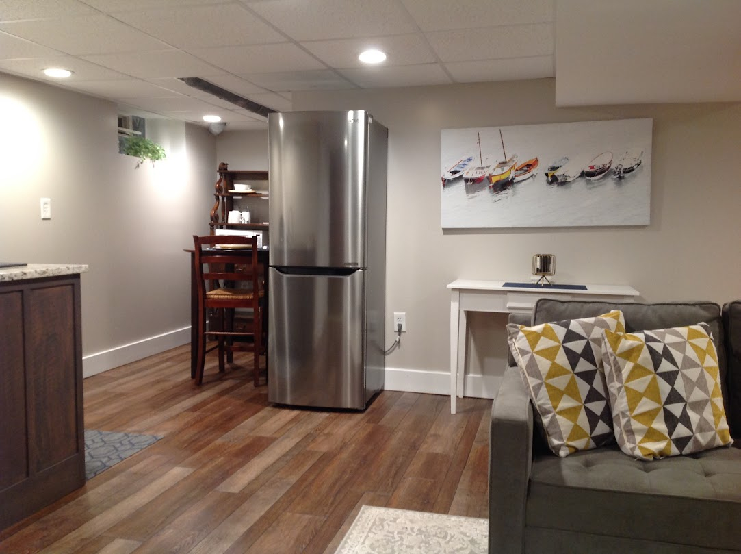 Cozy retreat in the heart of Brighton, NY, where everything is close proximity. - Photo 7