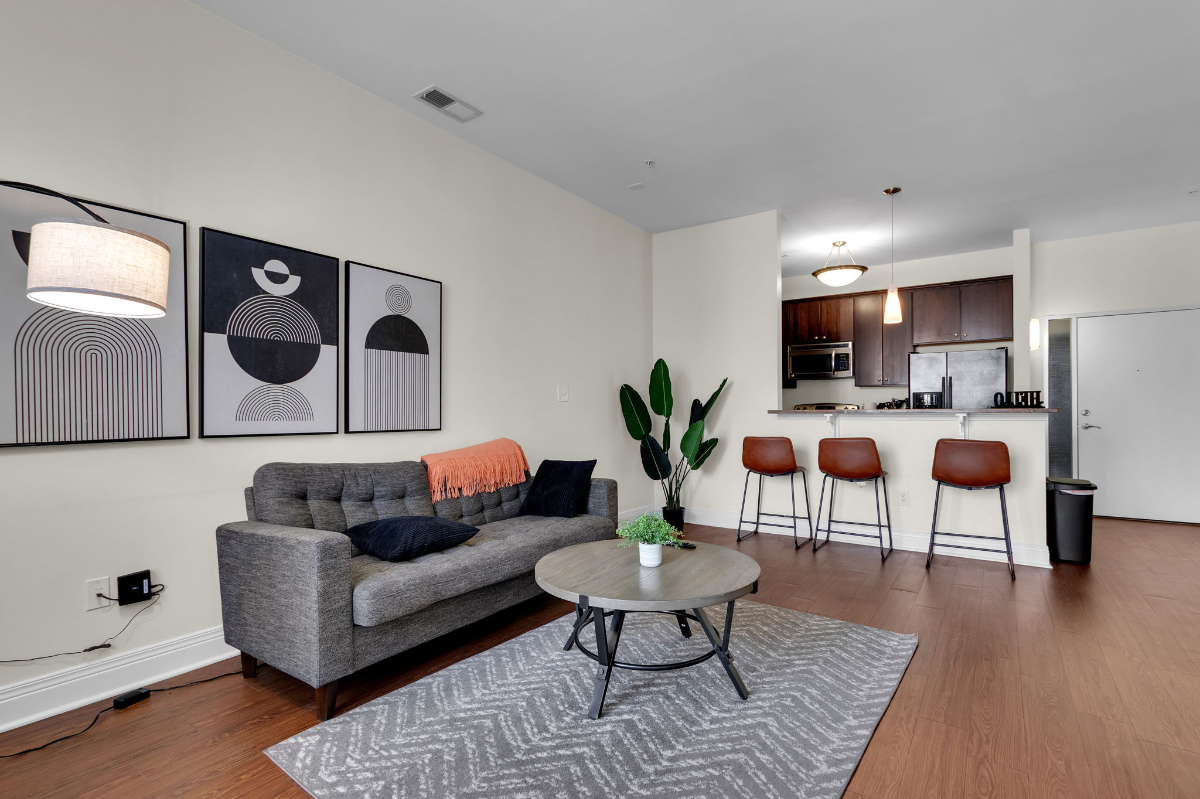 Downtown Comfort 1/Bedroom Free Garage Parking | Furnished Finder