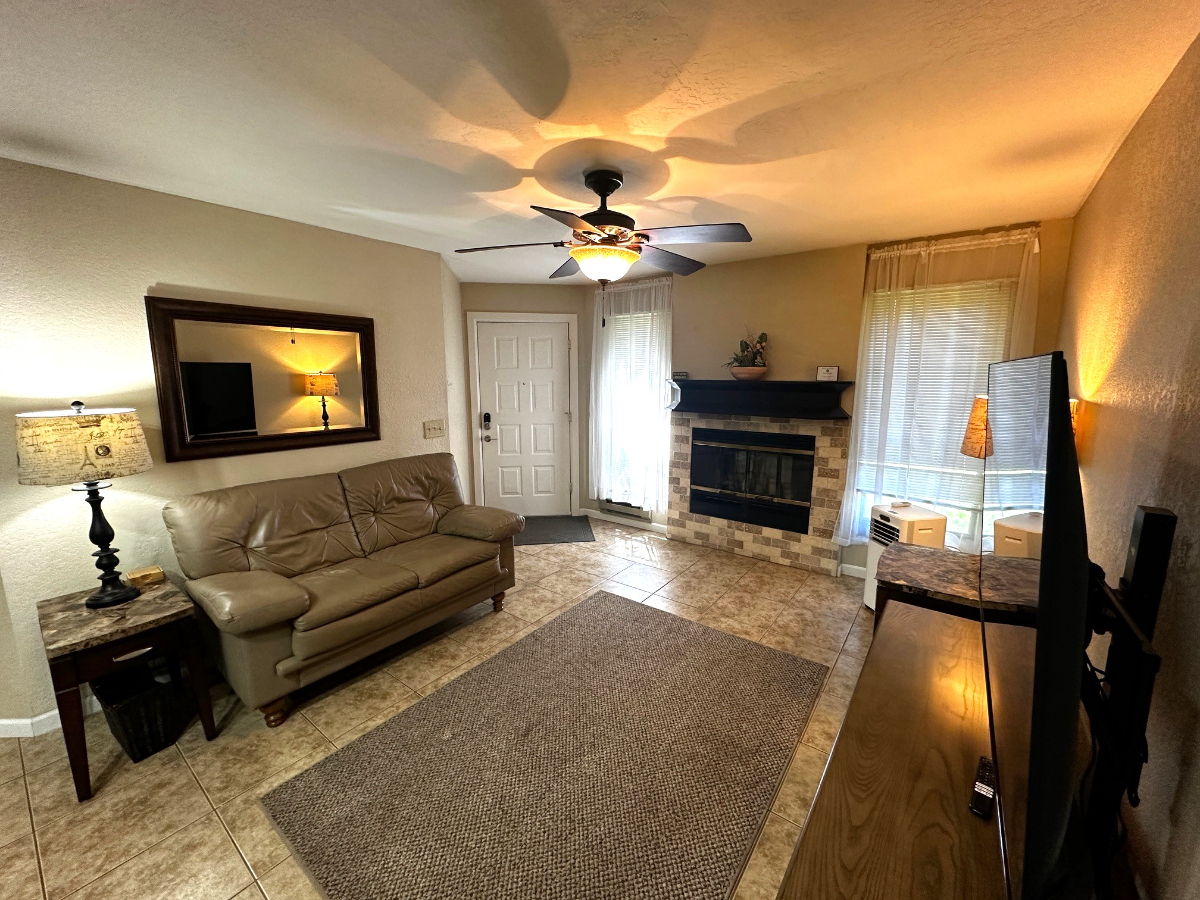 Cozy Condo in the Pines