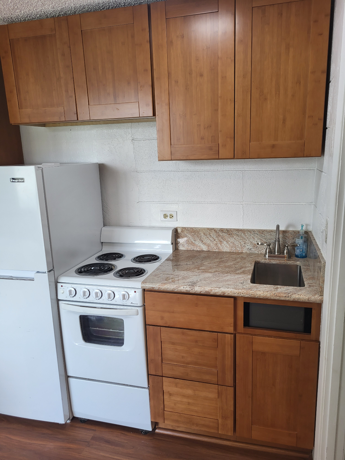 Furnished Unit in Honolulu - Photo 3
