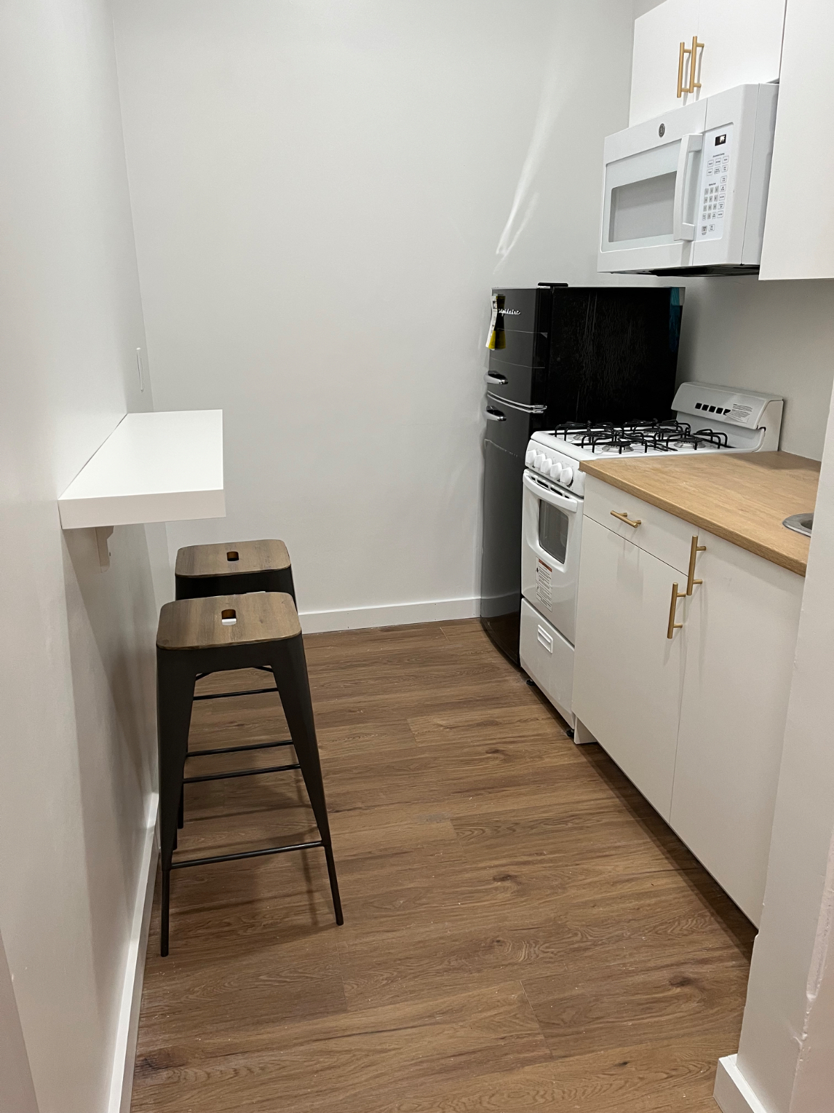 Remodeled Hayes Valley Studio w/ Private Courtyard - Photo 2