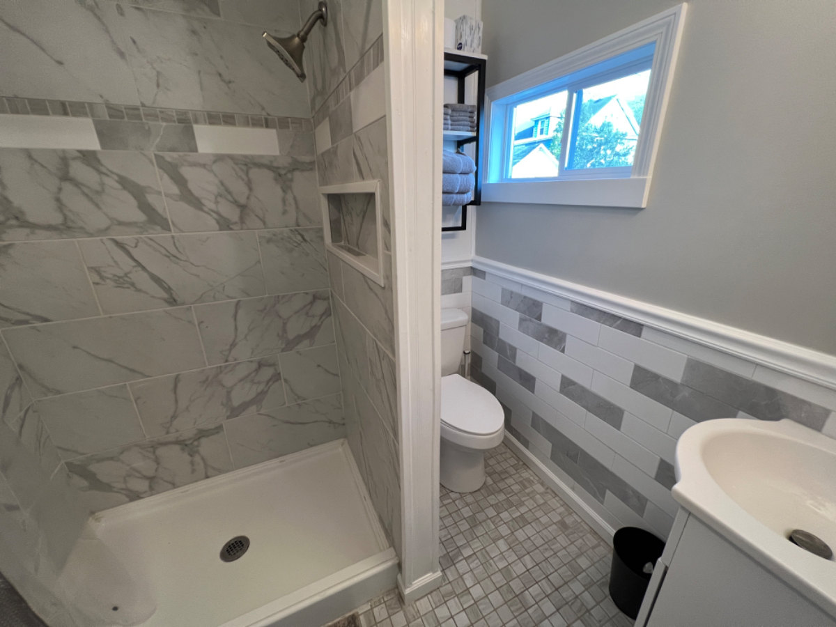 Tiny House near Syracuse - Photo 3