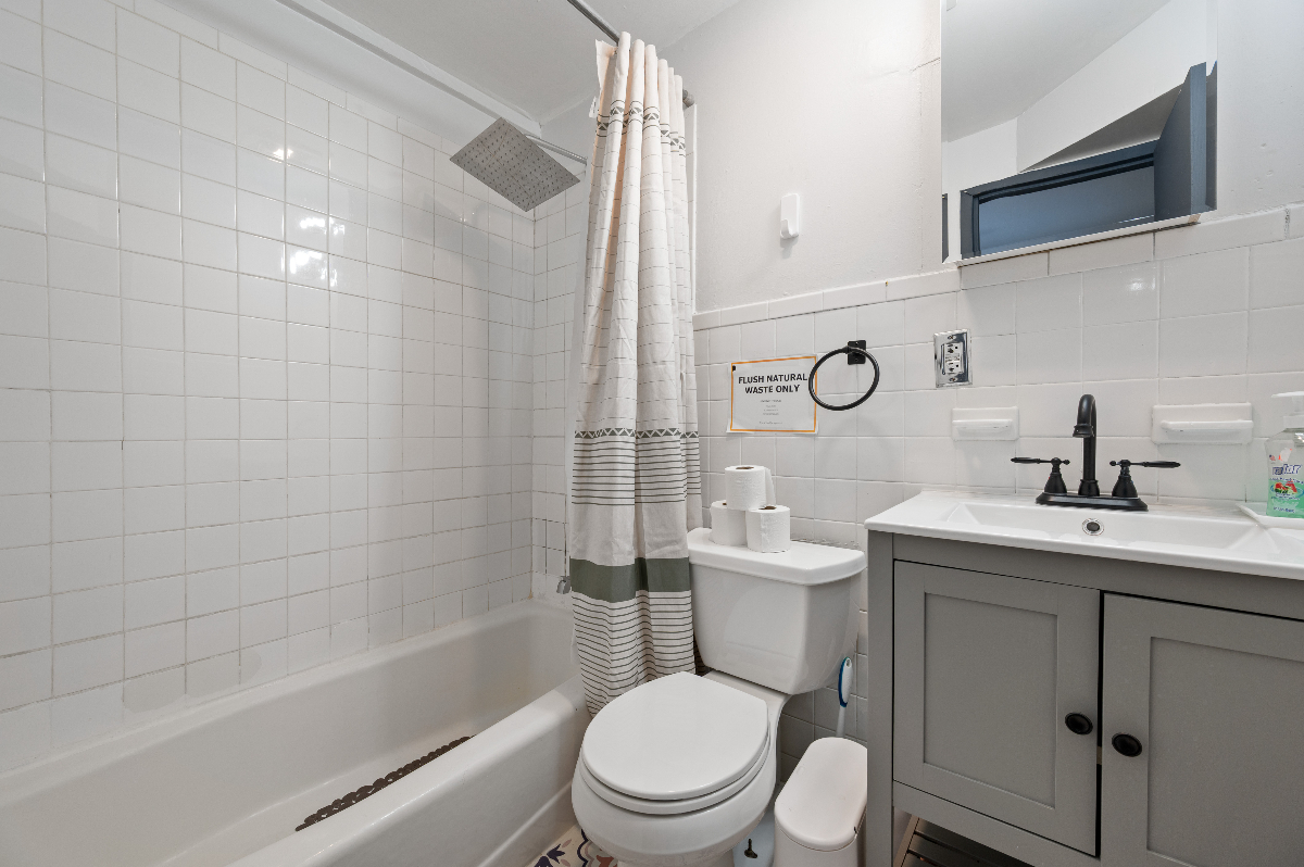 Lovely Chelsea Apartments - Minutes to Penn Station - Photo 3