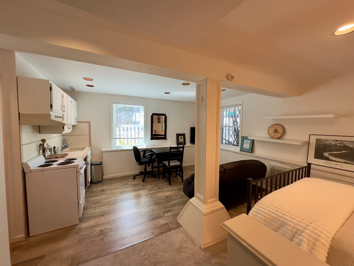 Upper Market Studio - Photo 1