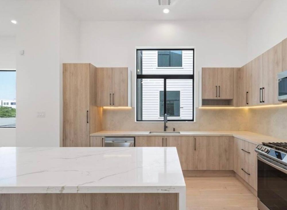 New Uptown Galleria 3 bedroom - Photo 6