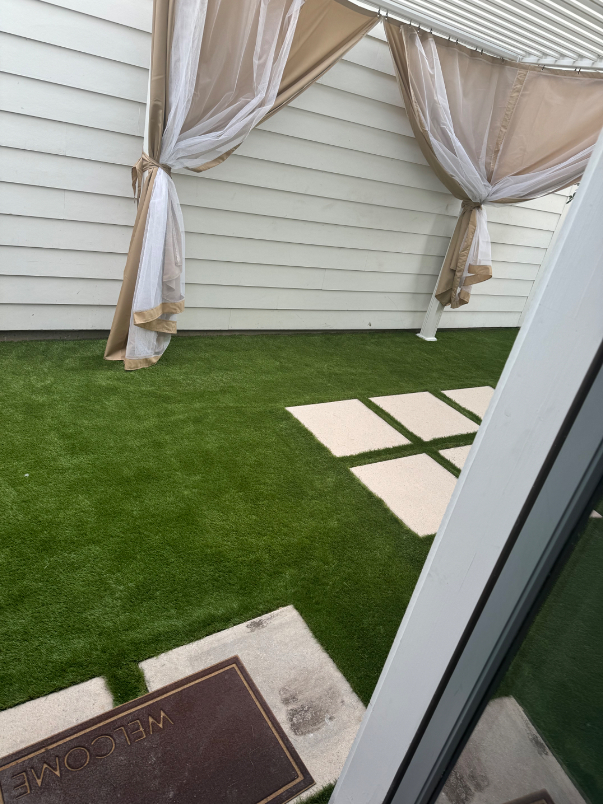 New Uptown Galleria 3 bedroom - Photo 12