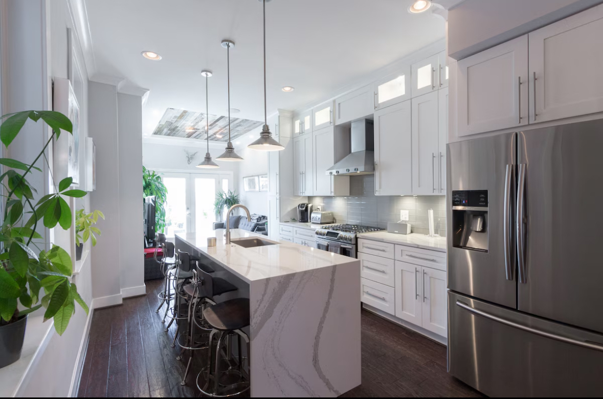 3bedroom 2 1/2 Modern Row home - DC Prime Location - Photo 3