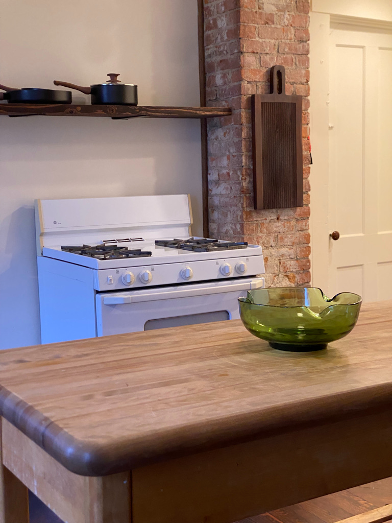Charming downtown apt in historical house - Photo 10