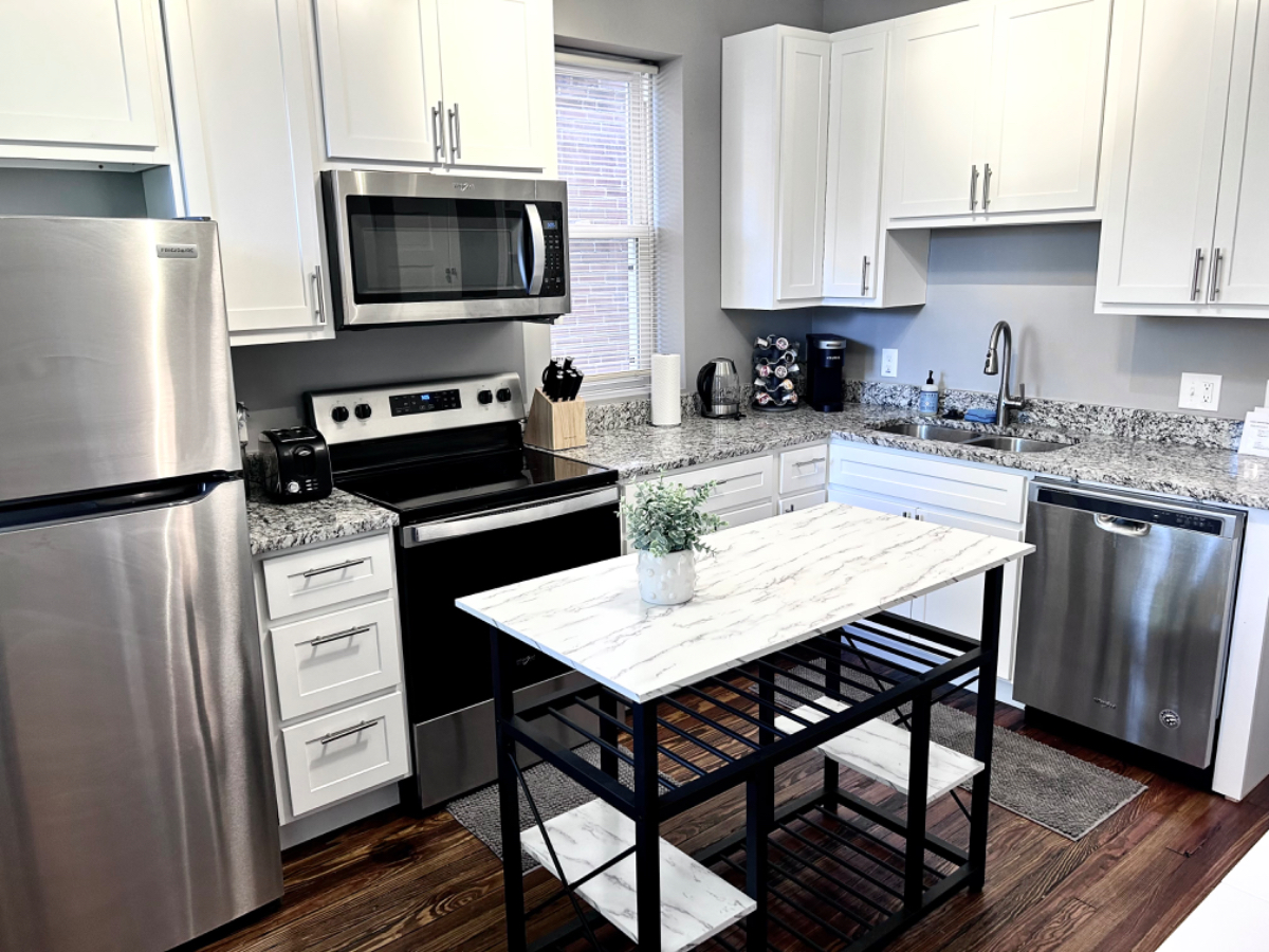 Tower Grove. Entire unit. - Photo 3