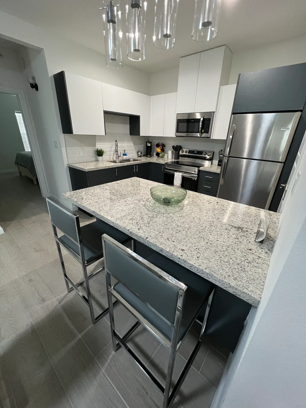 Inviting 2BR First-Floor Apartment - Photo 7