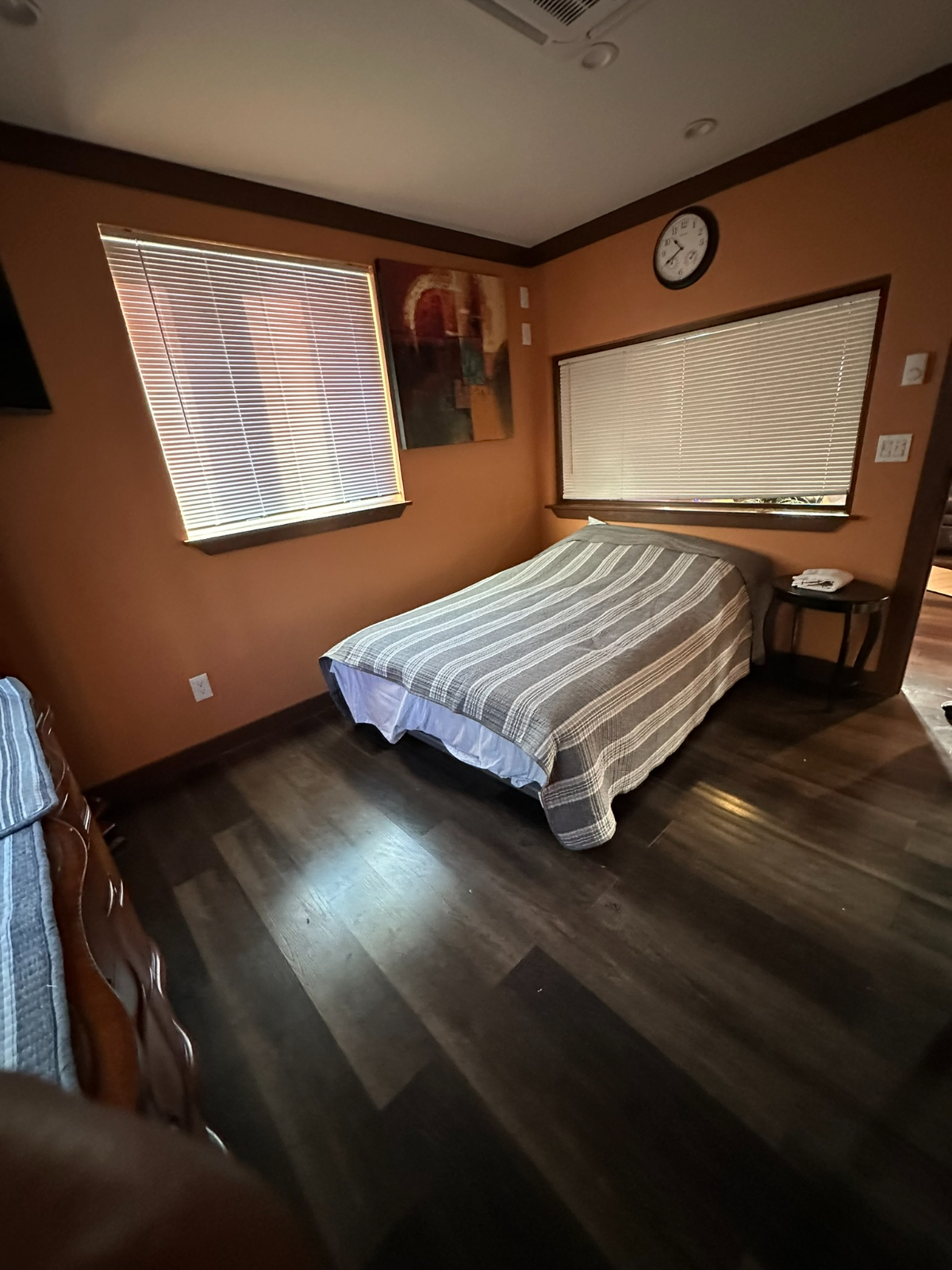 Spacious Room for rent In Quiet Location - Photo 6