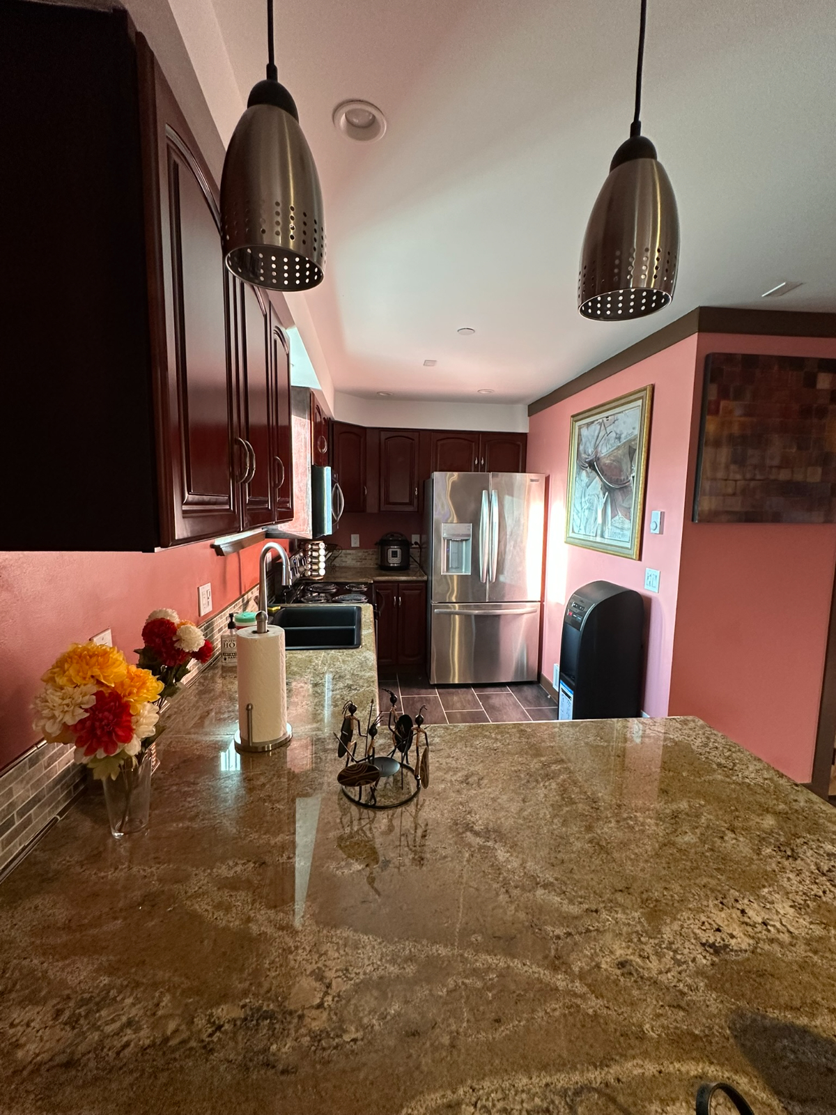 Spacious Room for rent In Quiet Location - Photo 3