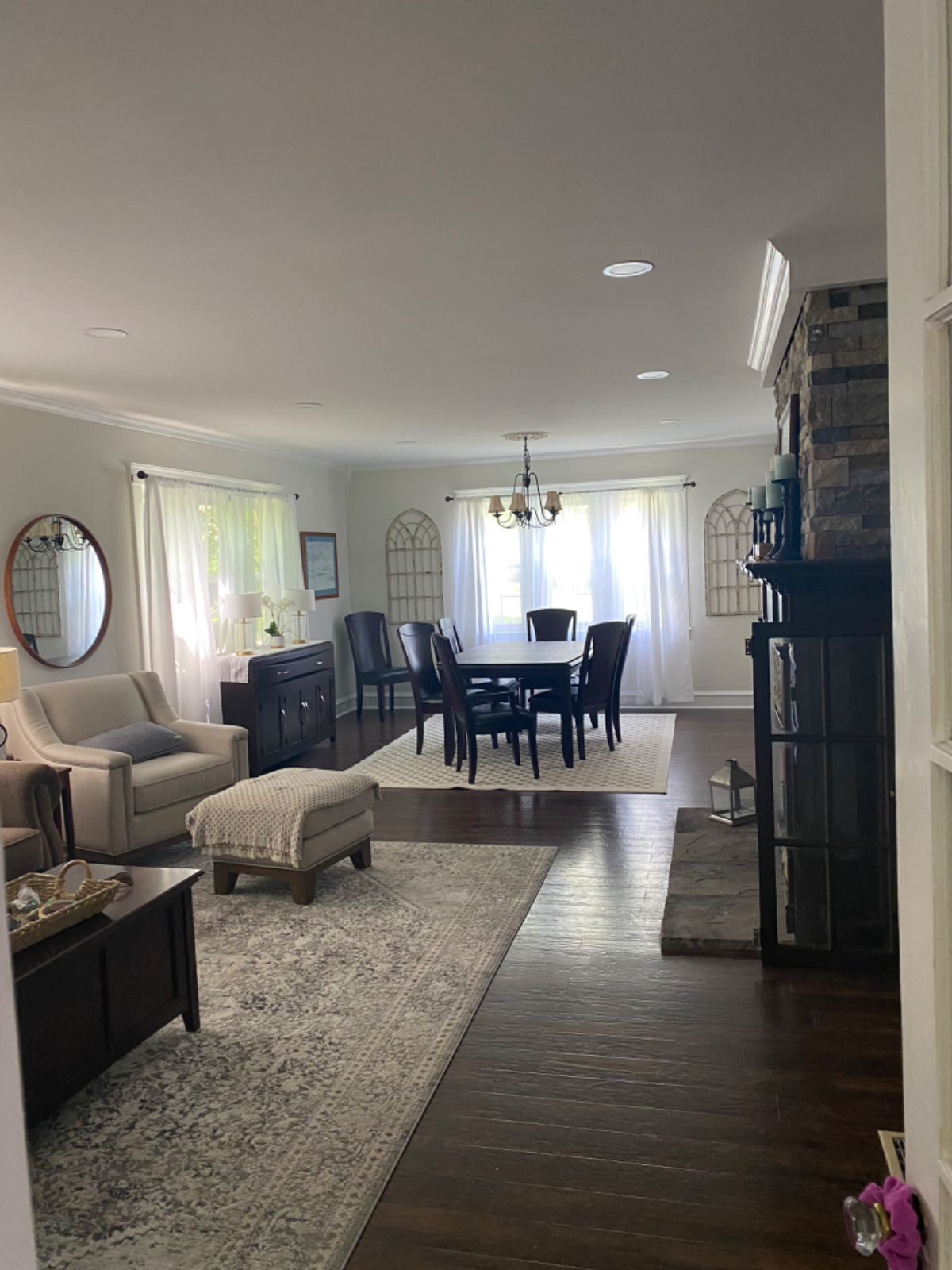 Family friendly home in desirable neighborhood near local hospitals - Photo 6
