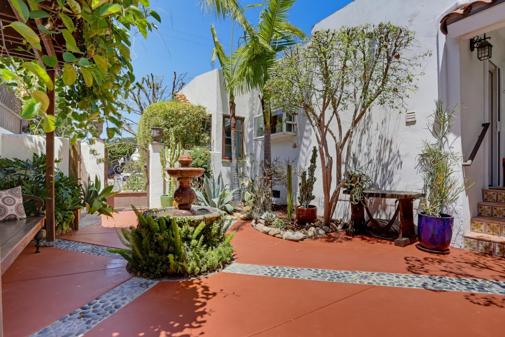 Private Furnished Spanish Casita in Historic South Park - Photo 4