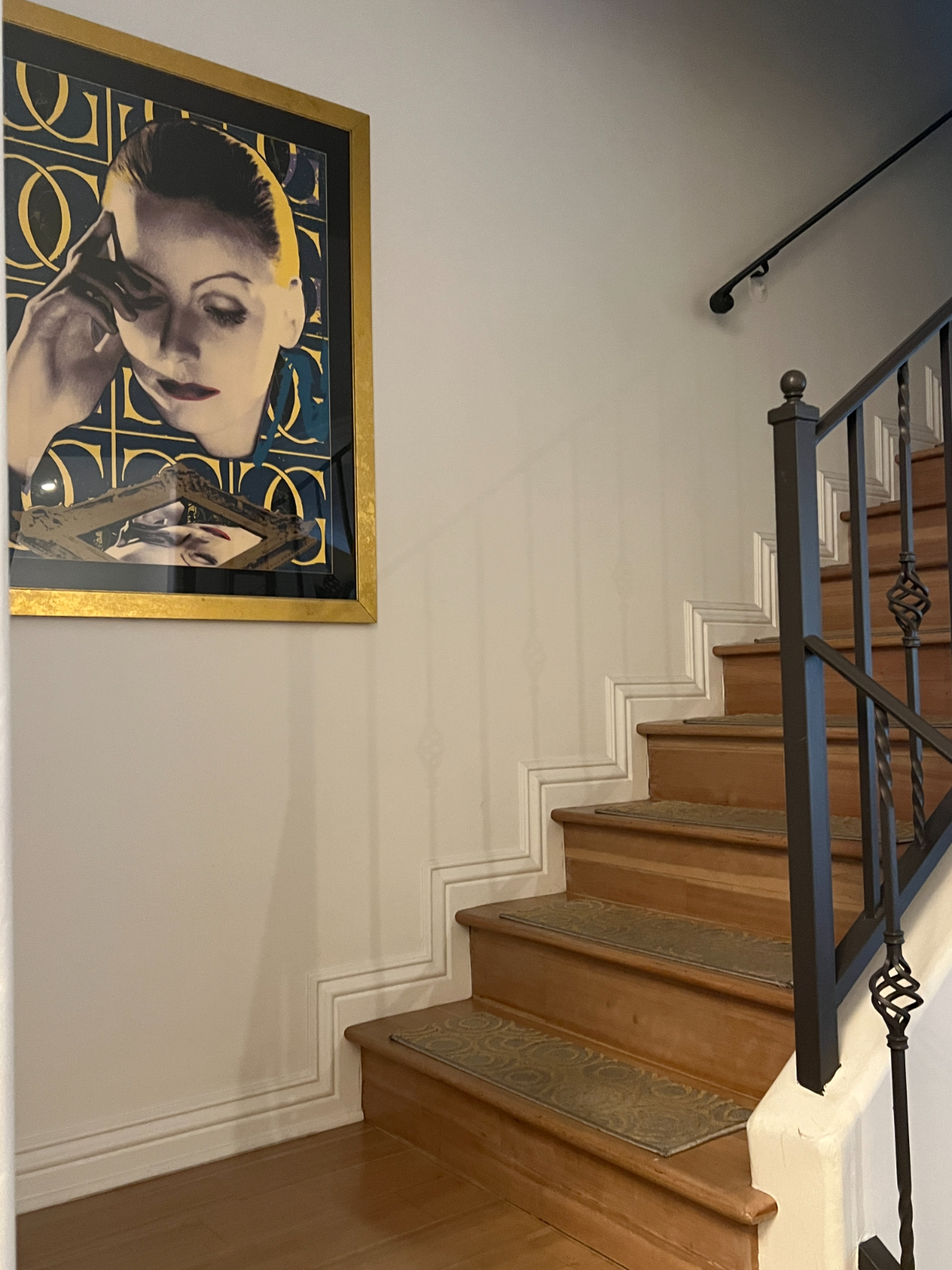 Beautiful, Bright Private room in Luxury Townhouse... heart of West Hollywood - Photo 3
