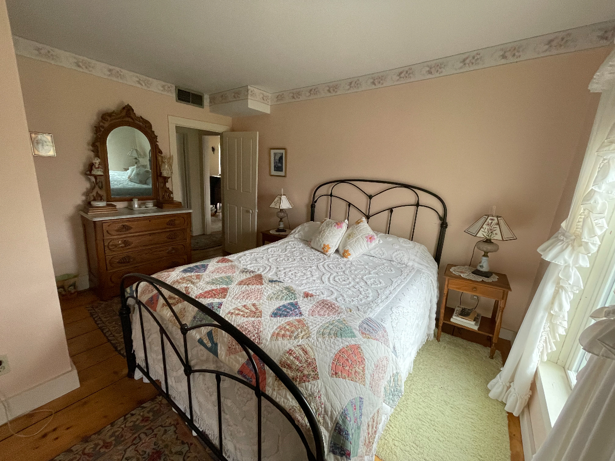 Cozy Country Apartment - Photo 6