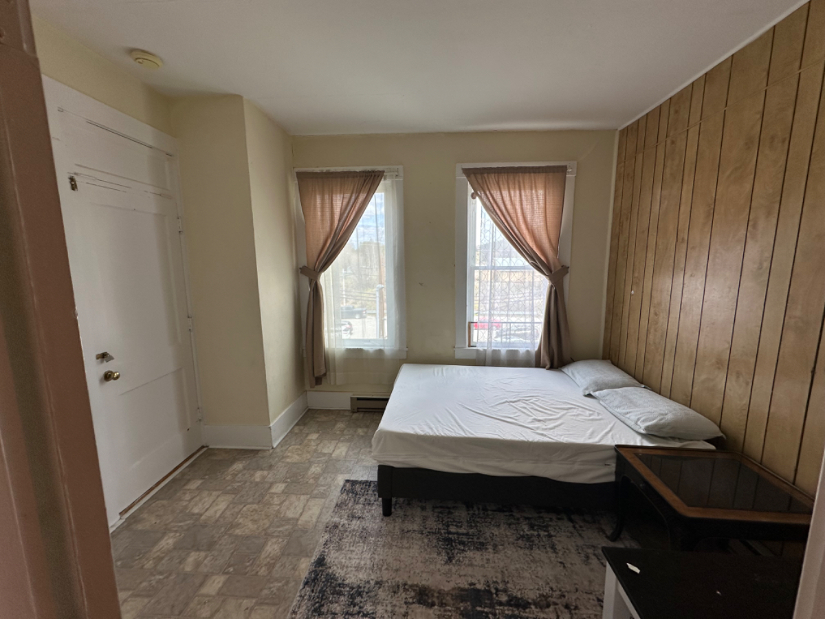 56 depot apt 3 - 1 bedroom, 1 bath apartment - Photo 5