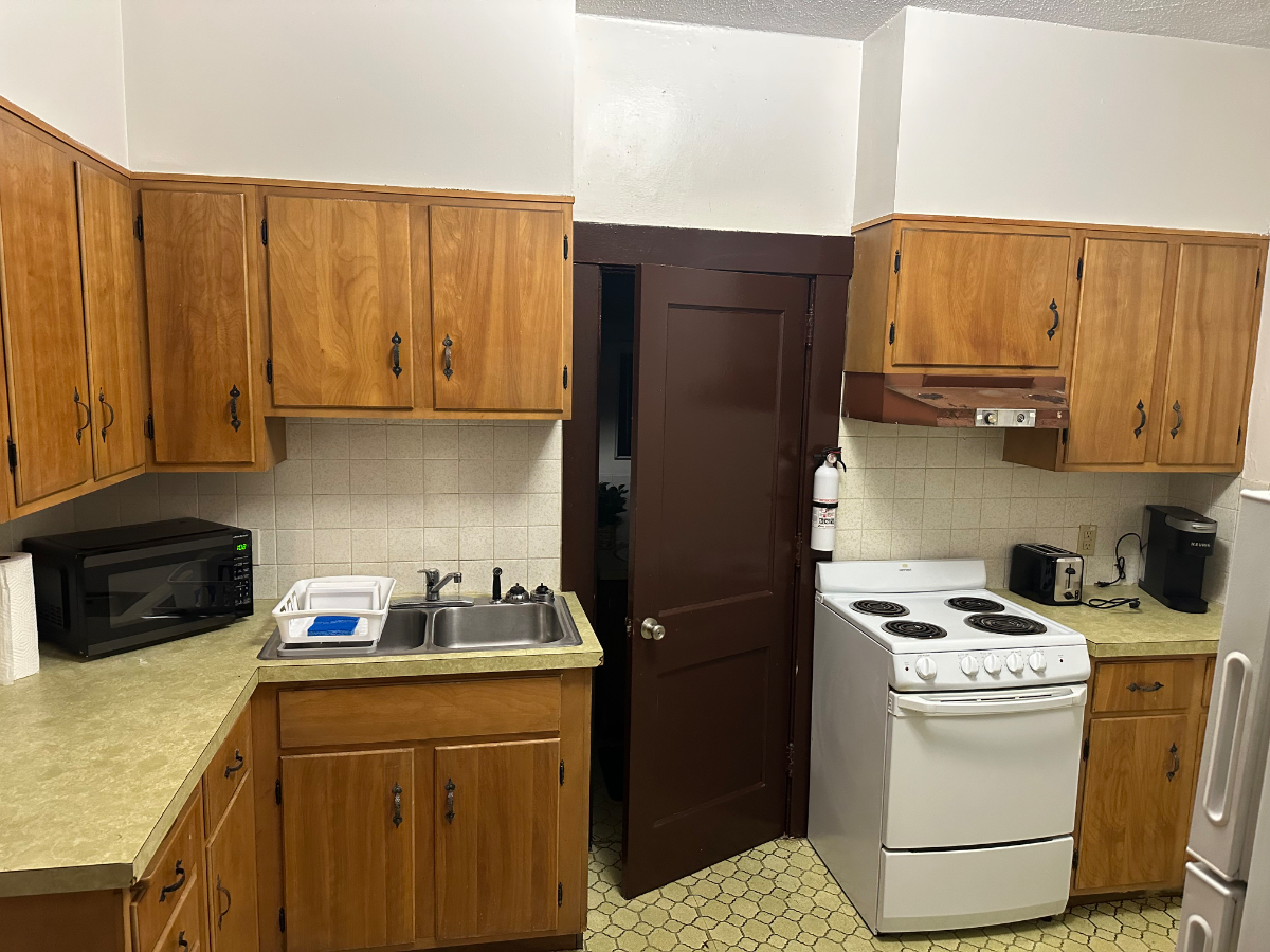 56 depot apt 3 - 1 bedroom, 1 bath apartment - Photo 7