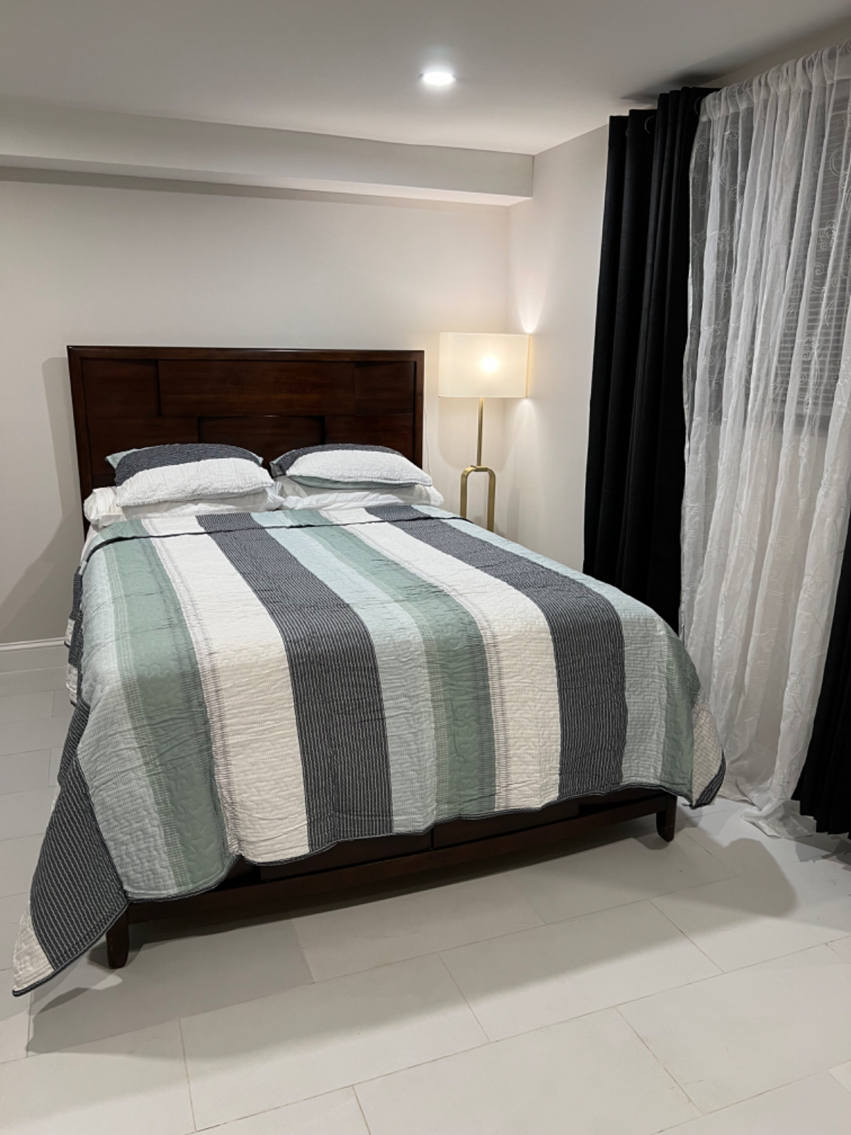 Fully Furnished 1 Bed Full Apt - Photo 8