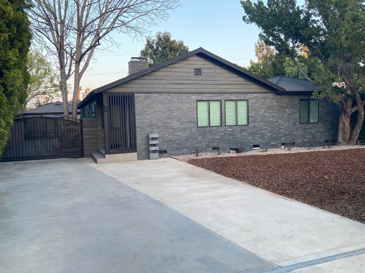 Private Master Bed/Bath in Large Newly...