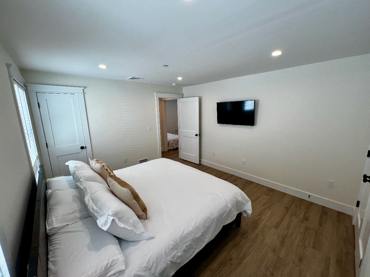 Huge New Apartment in Downtown Montgomery - Photo 10