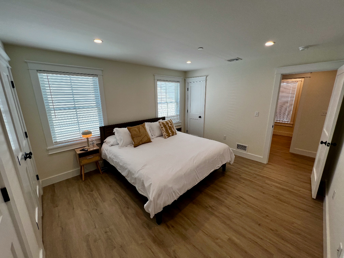 Huge New Apartment in Downtown Montgomery - Photo 11