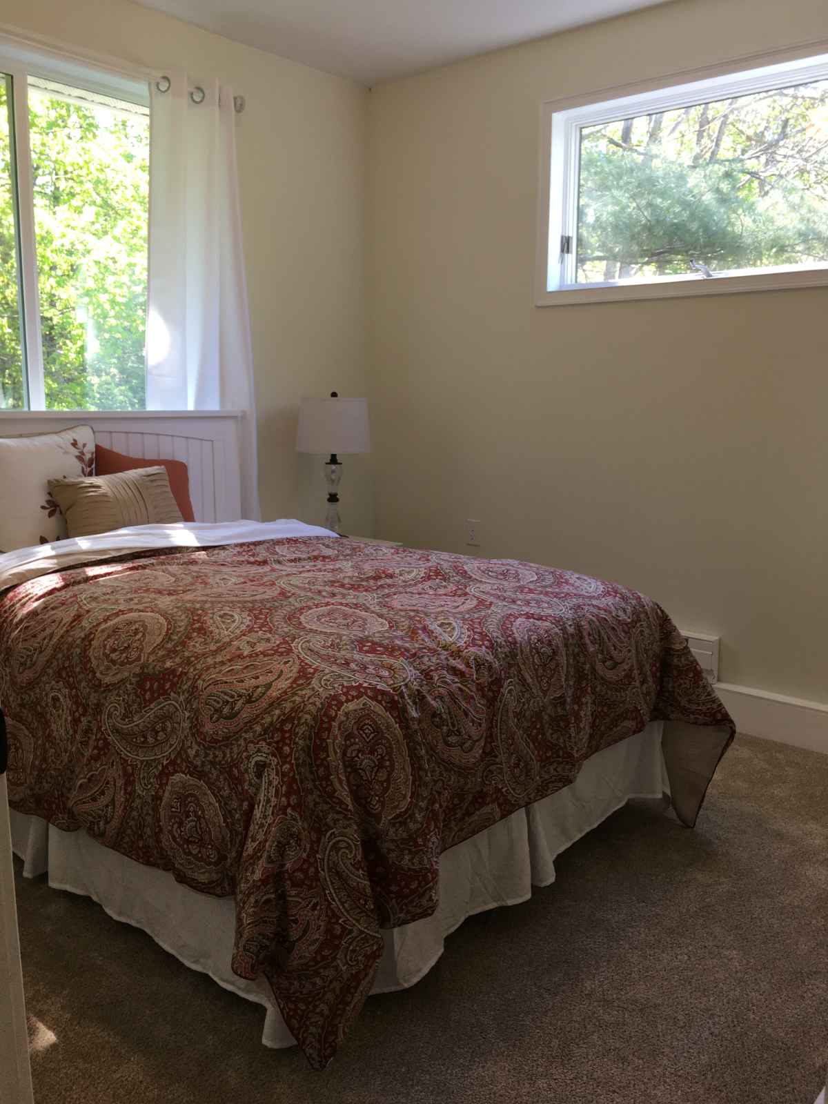 Private Country Cottage close to everything - Photo 10