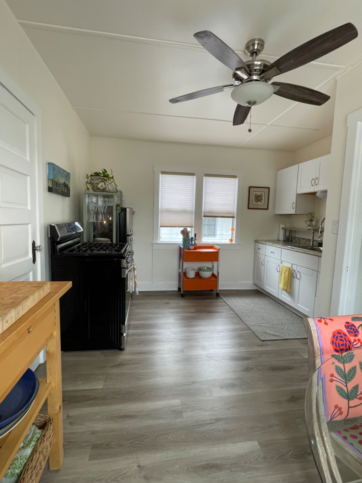 Charming 1 Bed Golden Hill apartment - Photo 5