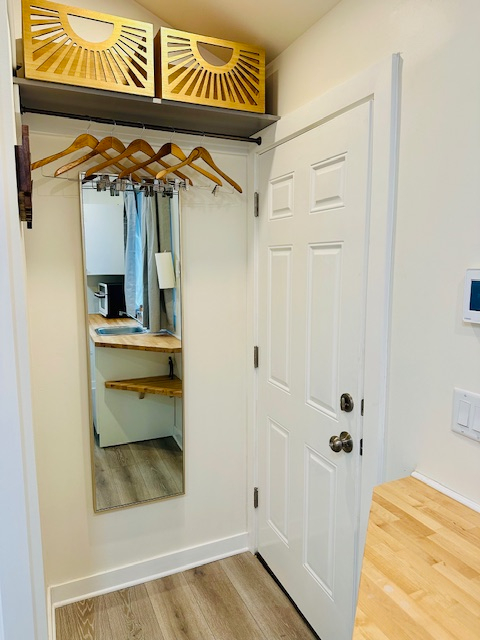 The Stover Tiny House, Near St Charles Hospital - Photo 2
