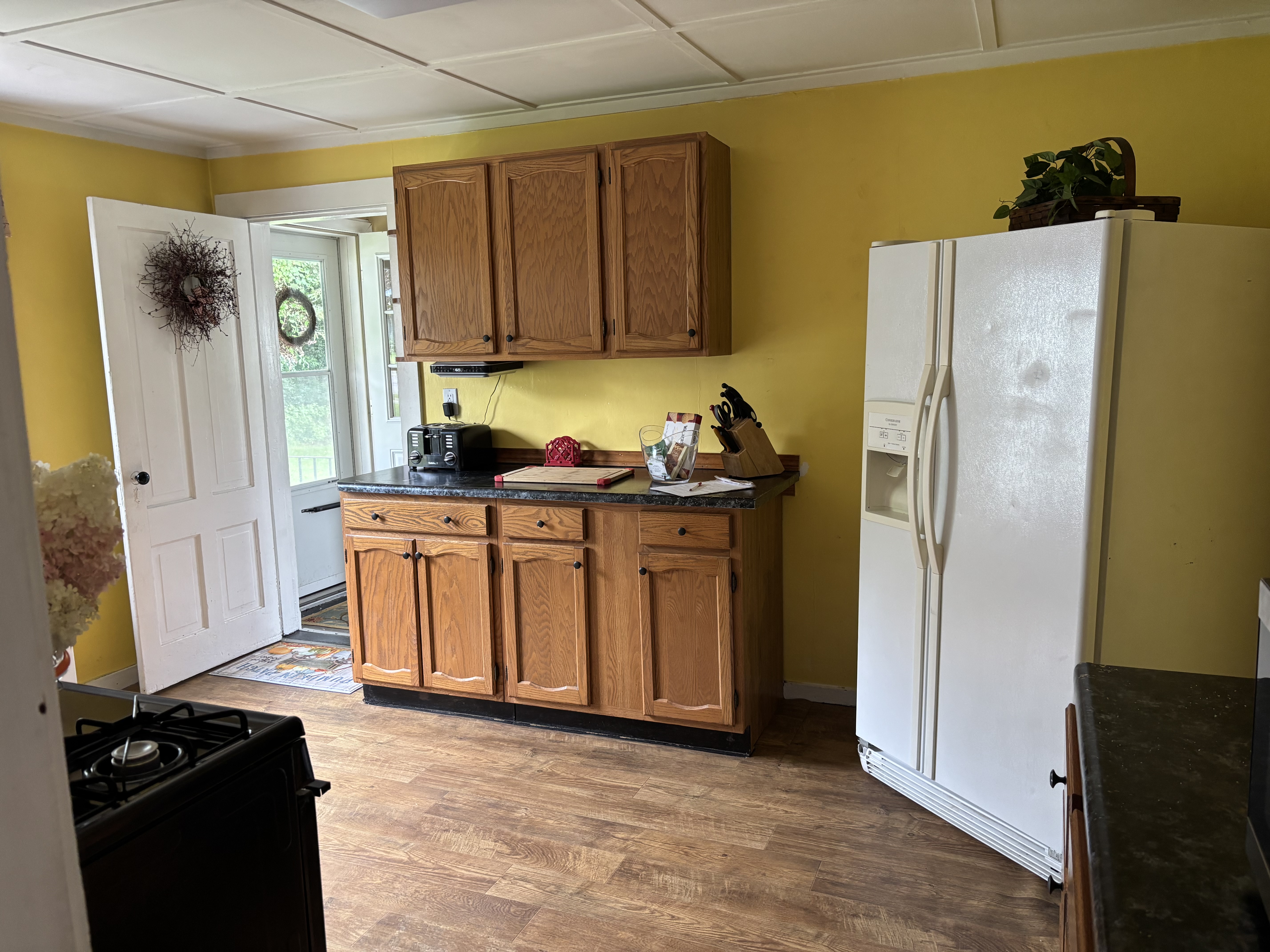 Cozy 2 bedroom apartment, walking distance to Northwest Medical Center. - Photo 8