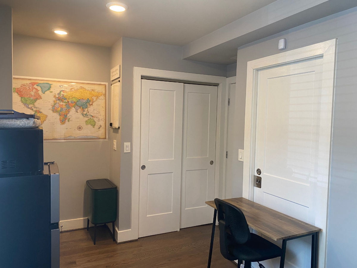 Free Parking-Private Room & Bath - Photo 12